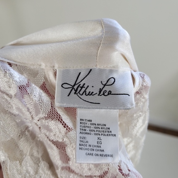 Vintage Lace Robe Bell Sleeve Long belted peignoir satin angel kimono duster - Picture 5 of 17